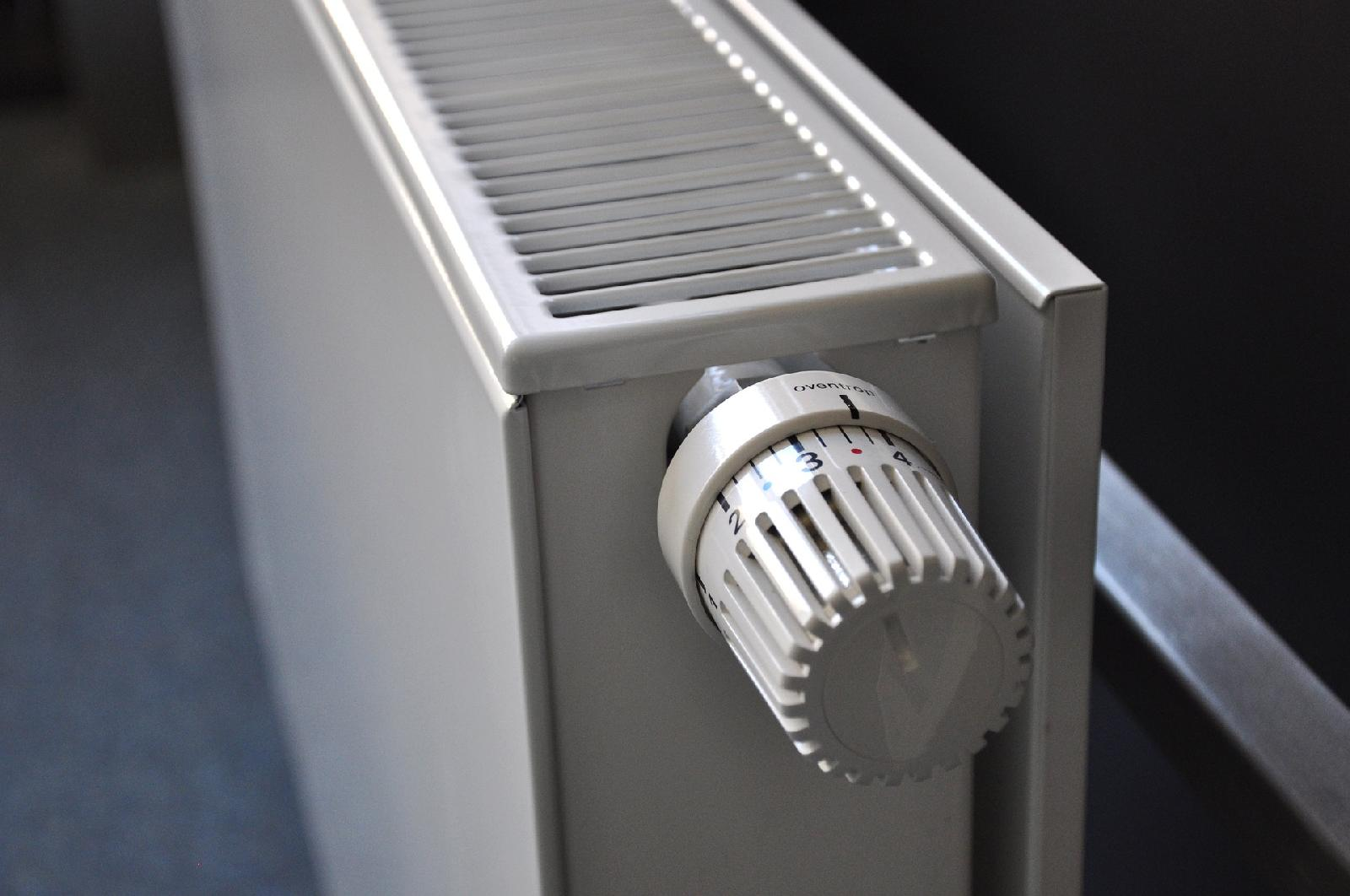 Les avantages et l'utilisation d'un support de tablette de radiateur